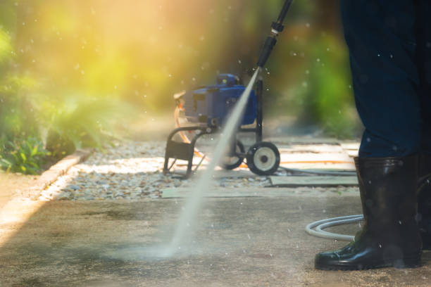 Spring Cleaning in Auburn Lake Trails, CA